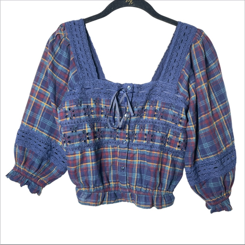 American Eagle Womens XS Blue Plaid Eyelet Lace Peasant Crop Top Linen Blend